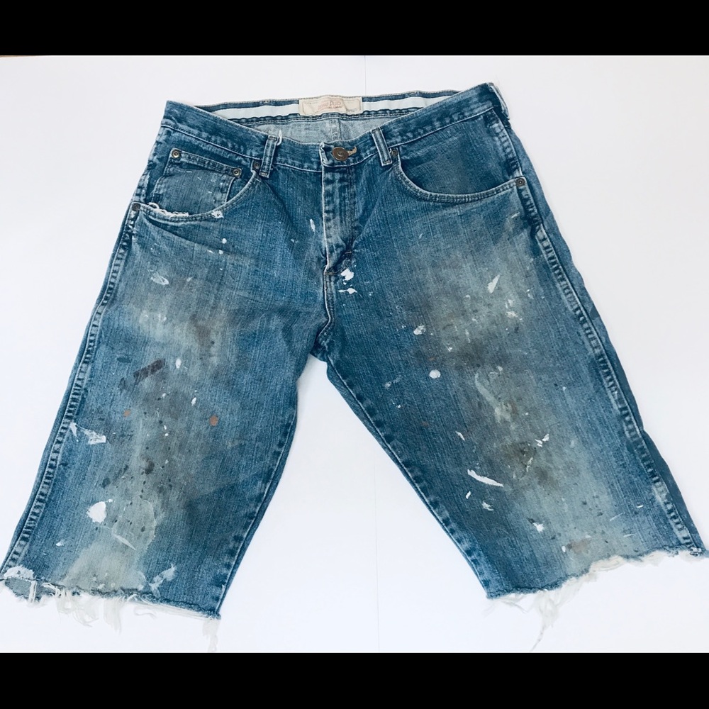Cabela’s Indigo Blues Distressed cut-off Shorts
